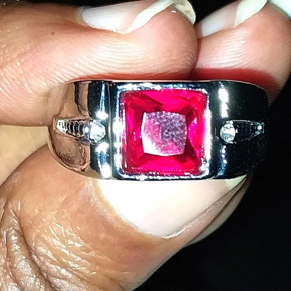 Elegant Men's Silver Ring with Red Gemstone Sz 11